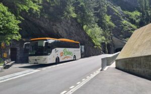 Mercedes Benz Tourismo mit 44 Sitzplätzen